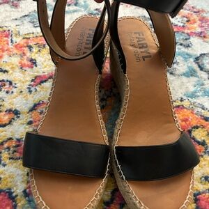 Black Women's Sandals